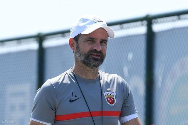 1635940822198079112.jpg lk.jpg